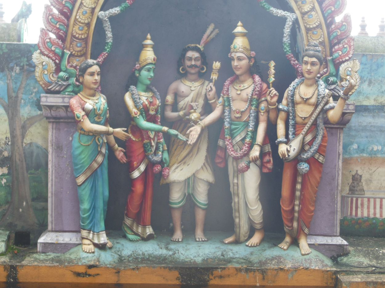 2013-11-03 Kuala Lumpur (Beim Tempel) 
